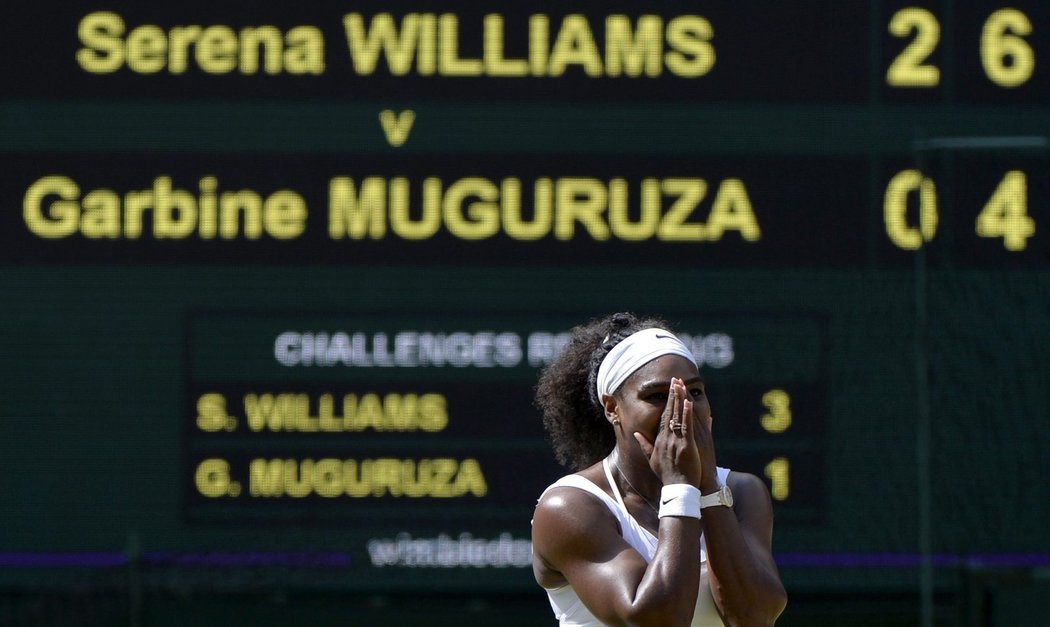 Serena Williamsová z USA získala po výhře nad Španělkou Garbiňe Muguruzaovou 6:4, 6:4 šestý wimbledonský titul