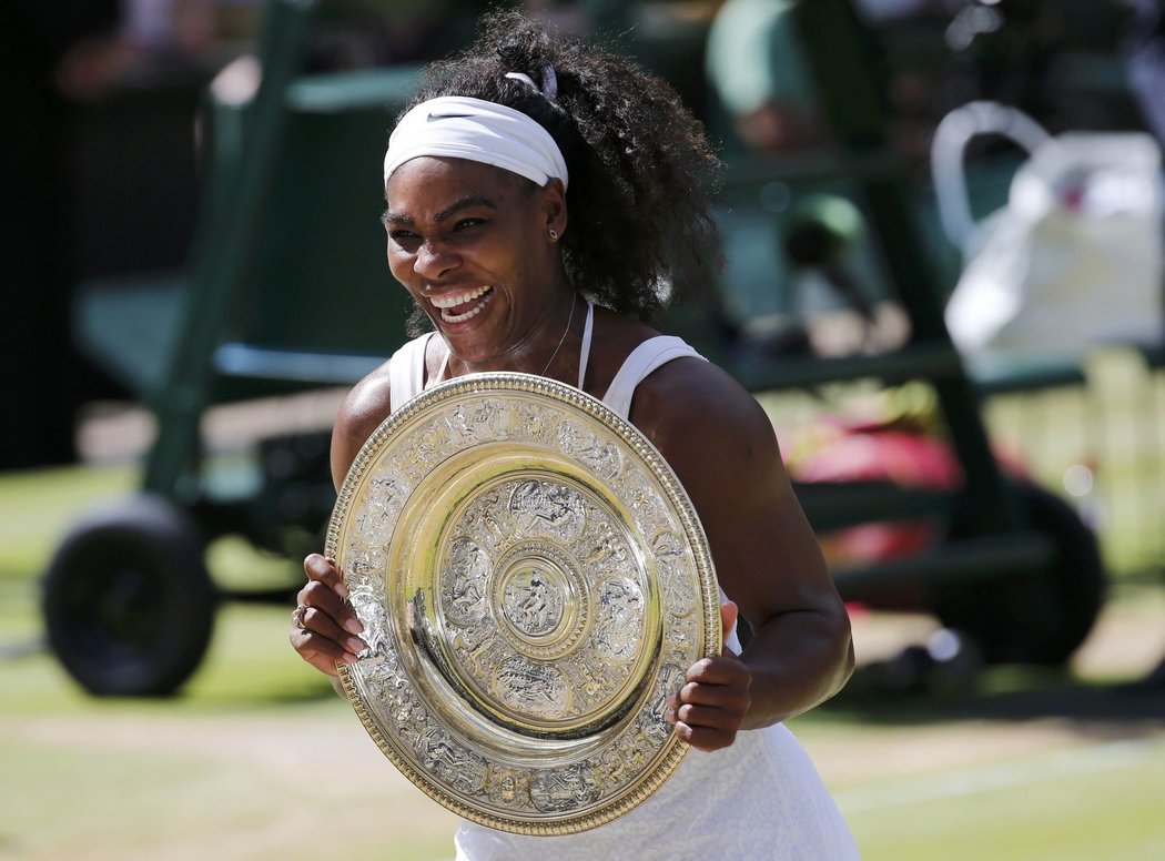Tohle je KRÁLOVNA. Serena Williamsová pošesté v kariéře vyhrála slavný Wimbledon