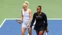 Česká tenistka Kateřina Siniaková s americkou parťačkou Taylor Towndsendovou