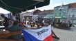 Lidé v Sokolově fandili rodačce Markétě Vondroušové ve finále Roland Garros na Starém náměstí