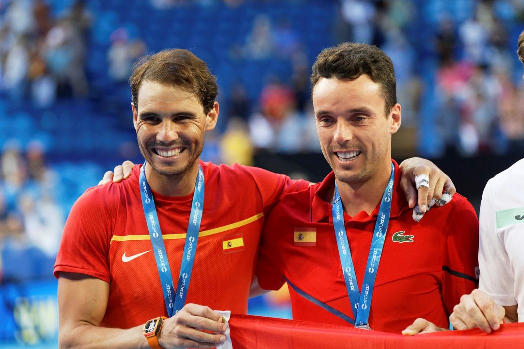 Tenisté Španělska si udrželi naději na vítězný týmový double