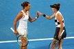 Barbora Strýcová s Markétou Vondroušovou během semifinále čtyřhry na Australian Open