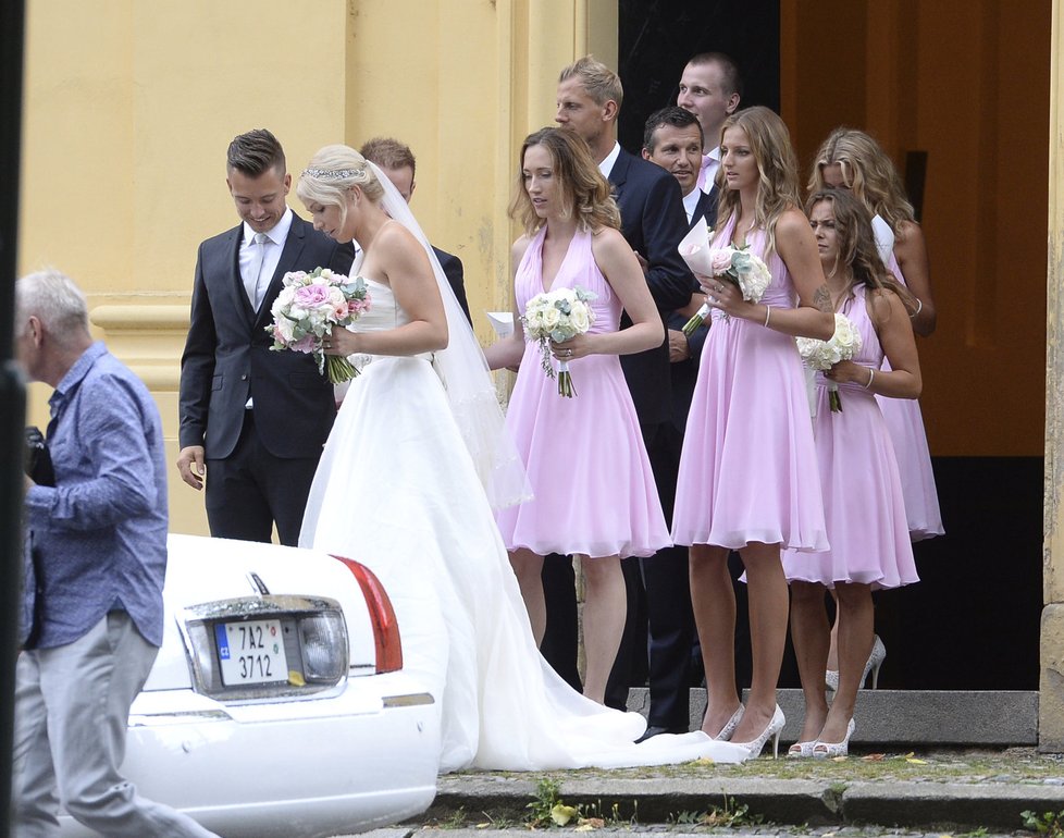 Michaella Krajicek už se za účasti českých tenisových družiček provdala