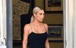 Kim Kardashian ve svatební den navštívila Serenu Williamsovou v jejím pronajatém sídle v New Orleans Kim Kardashian ve svatební den navštívila Serenu Williamsovou v jejím pronajatém sídle v New Orleans