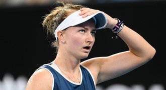 Titul o kousek unikl. Krejčíková ve finále v Sydney obrat těsně nedotáhla