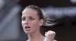 Karolína Plíšková se raduje z vítězného semifinále turnaje v Sydney proti Angelique Kerberové