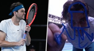 Špičkový tenis a na kameře penis?! Fritz k podpisu přimaloval podivný obrázek