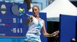 Česká tenistka Karolína Plíšková drtivě vrátila týden starou porážku Američance Amandě Anisimovové a na turnaji v Torontu postupuje do osmifinále