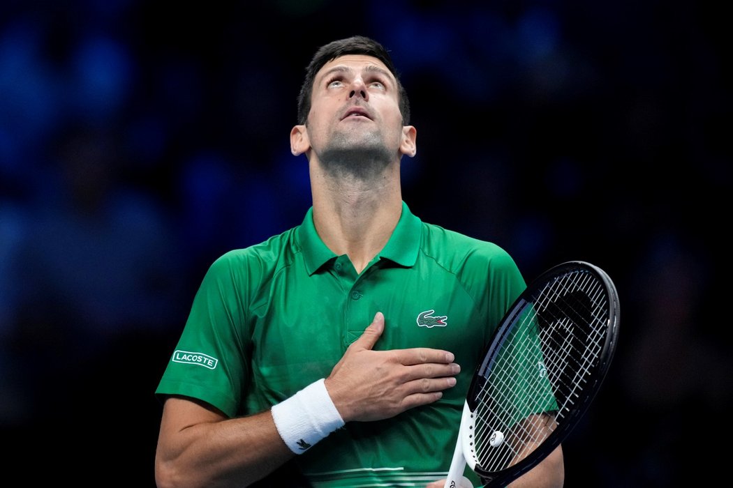 Srbský tenista Novak Djokovič zůstává na Turnaji mistrů bez porážky