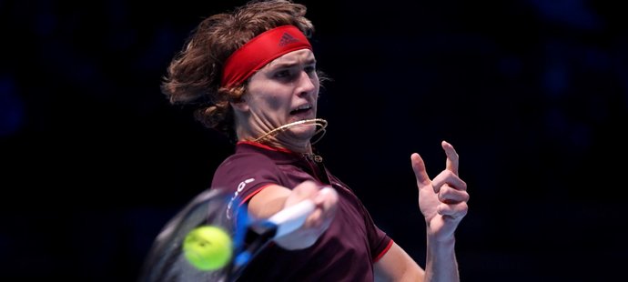 Alexander Zverev po dvou výhrách padl a na Turnaji mistrů končí už ve skupině