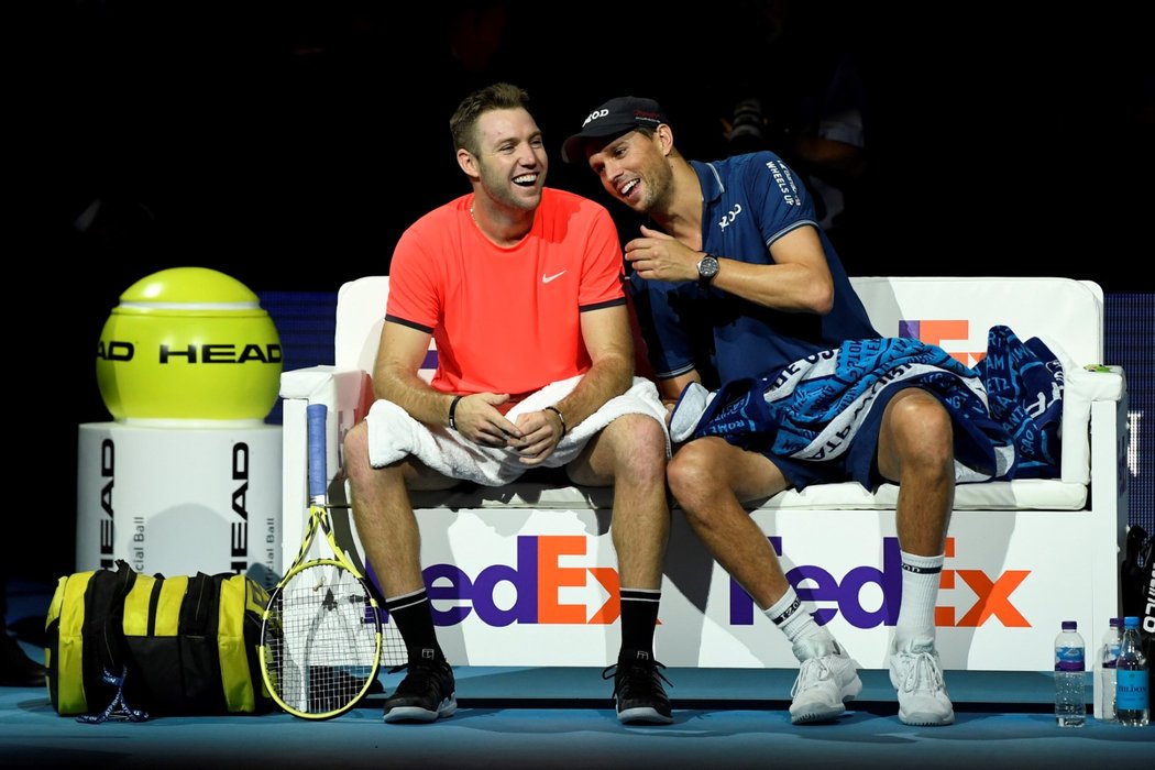 Mike Bryan a Jack Sock porazili ve finále Turnaje mistrů ve čtyřhře francouzskou dvojici Pierre-Hugues Herbert, Nicolas Mahut