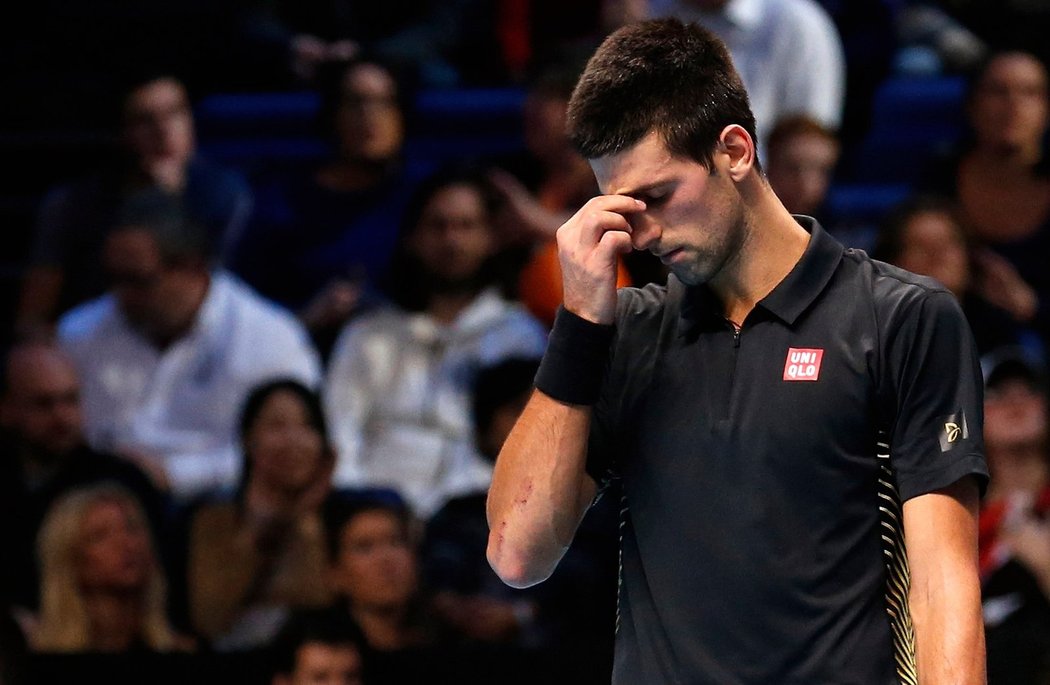 Novak Djokovič proti Federerovi zkazil několik zbytečných míčků