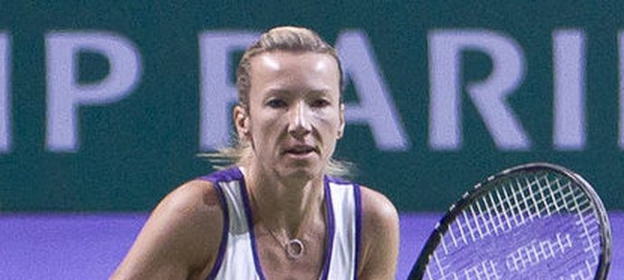 Květa Peschkeová se ani napotřetí titulu z Turnaje mistryň nedočkala, teď věří, že zakončí sezonu vítězstvím ve Fed Cupu