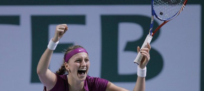 Je to tam! Petra Kvitová vyhrála nad Victorií Azarenkovou a ovládla Turnaj mistryň