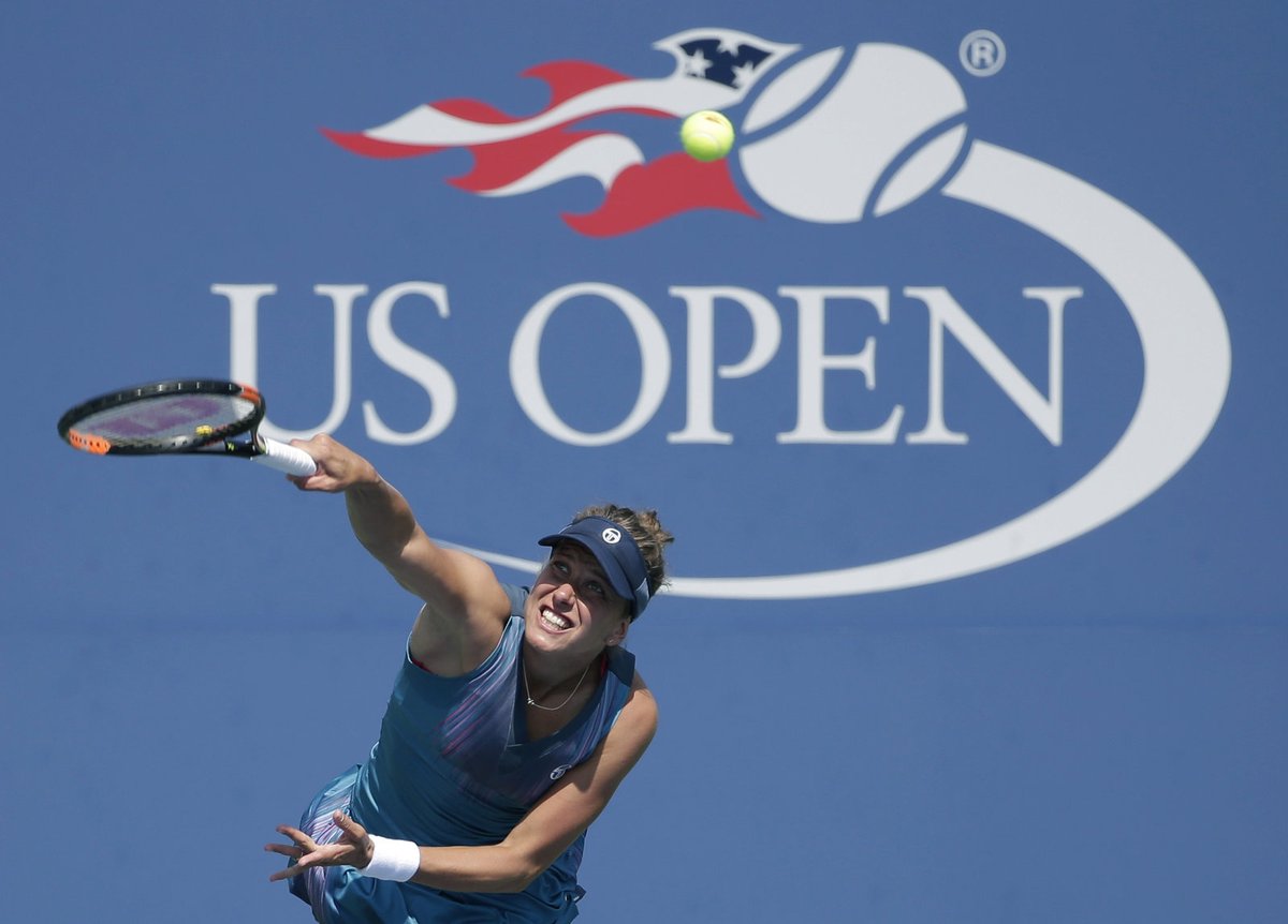 Česká tenistka Barbora Strýcová nestačila ve druhém kole US Open na Jennifer Bradyovou