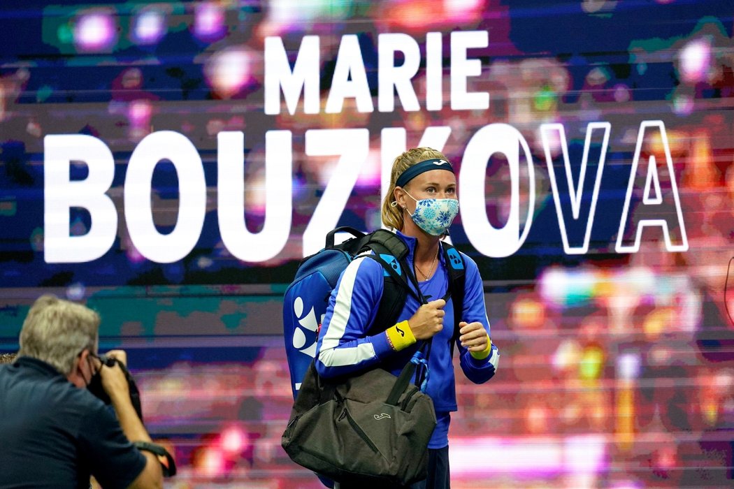 Česká tenistka Marie Bouzková se na US Open utkala s domácí hvězdou Naomi Ósakaovou