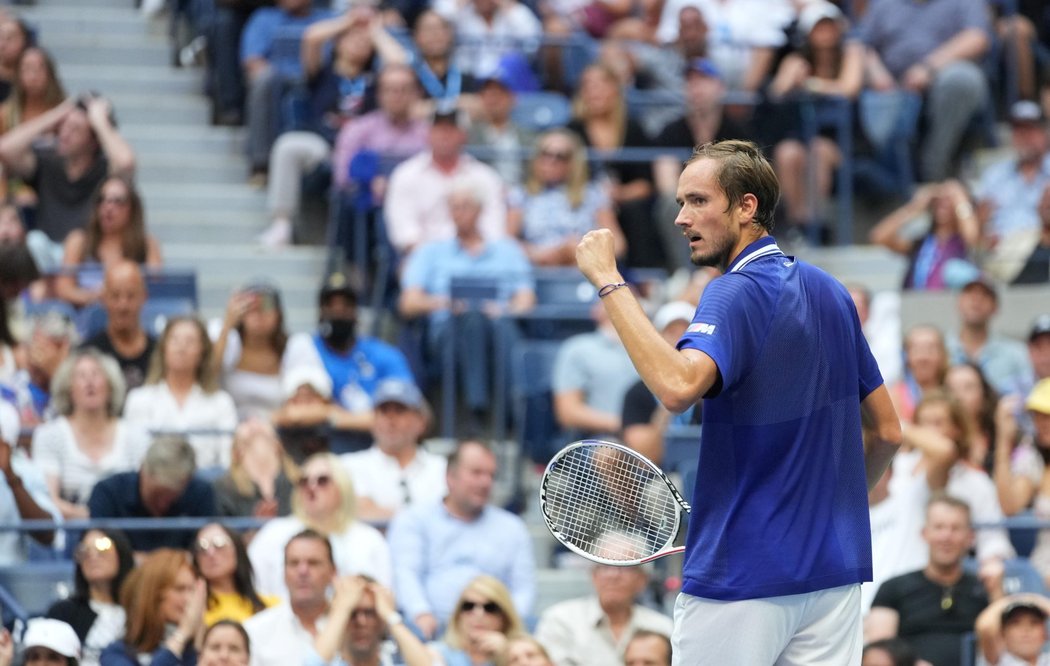 Radost Daniila Medveděva během finále US Open