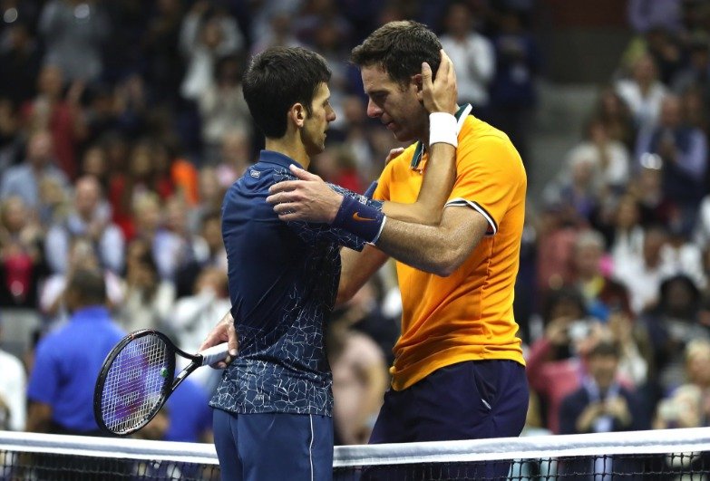 Novak Djokovič ve finále v New Yorku zdolal Argentince Juana Martína del Potra 6:3, 7:6 a 6:3 a ziskem 14. grandslamového titulu vyrovnal Američana Peta Samprase.