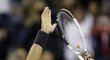Srb Novak Djokovič se raduje z vítězství v osmifinále US Open nad Radkem Štěpánkem
