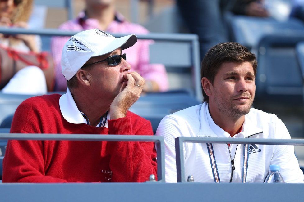 Kouč Andyho Murrayho Ivan sleduje finálový zápas US Open proti Novaku Djokovičovi