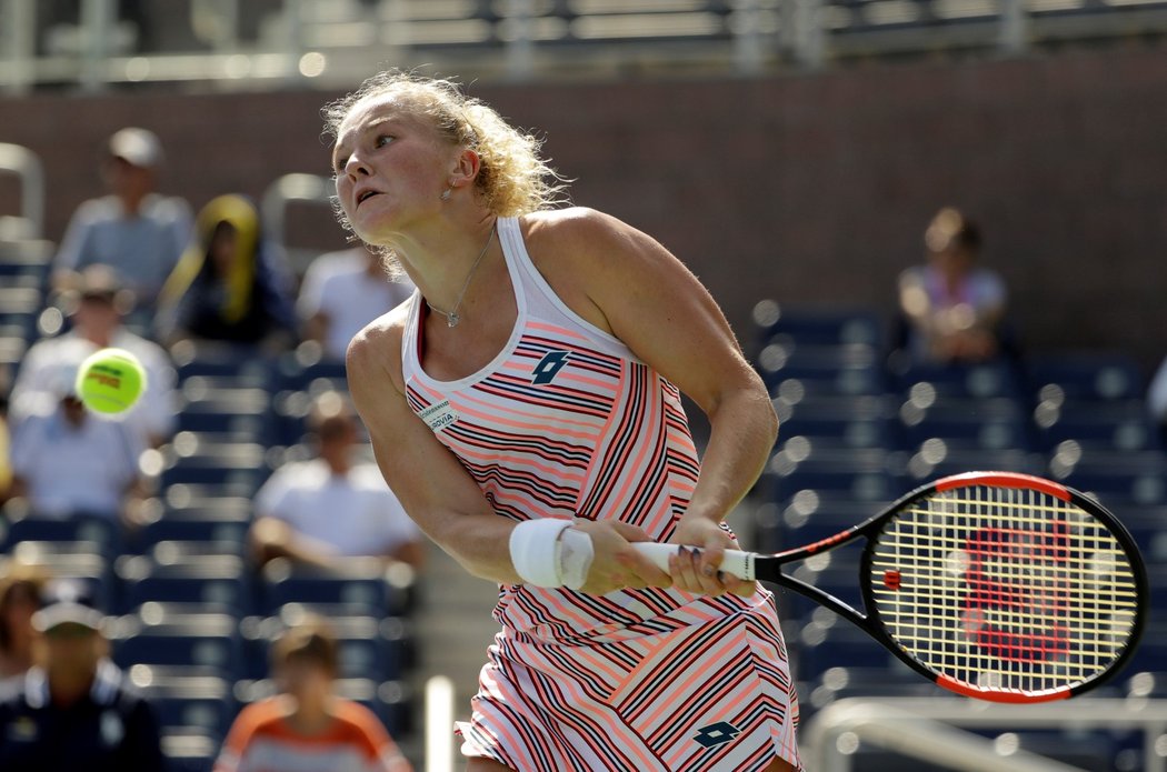 Kateřina Siniaková ve 3. kole US Open nestačila na Ukrajinku Lesju Curenkovou, ve druhém setu inkasovala kanára