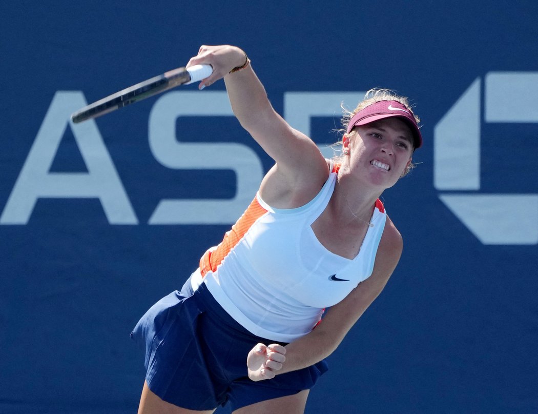 Linda Fruhvirtová ve svém prvním grandslamovém duelu, na US Open porazila Číňanku Wang Sin-jü