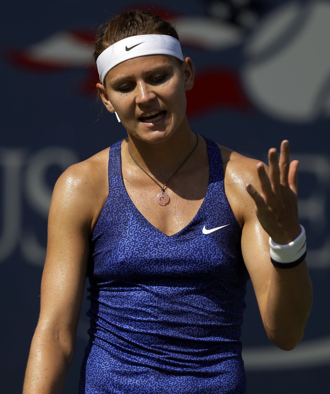 Lucie Šafářová se zlobí v průběhu zápasu druhého kola US Open