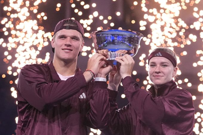 Fantazie! Muchová s Menšíkem mají titul z mixu na US Open. Kolik si za triumf odnesou? Fantazie! Muchová s Menšíkem mají titul z mixu na US Open. Kolik si za triumf odnesou?