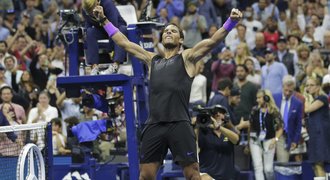 Nadal je po čtyřicáté v grandslamovém čtvrtfinále, půjde na Schwartzmana