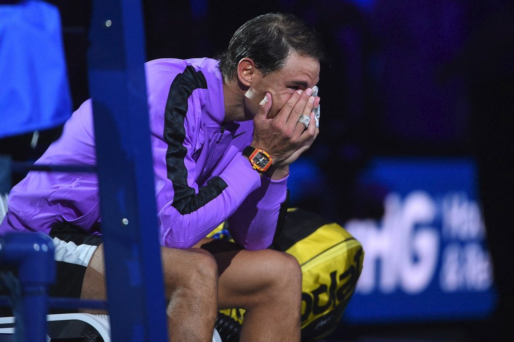 Španělský tenista Rafael Nadal nemůže uvěřit tomu, že počtvrté v kariéře ovládl US Open
