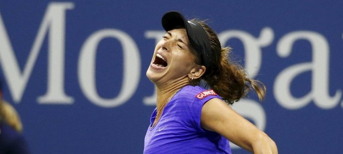 Petra Cetkovská slaví své vítězství nad Caroline Wozniackou na US Open