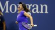 Petra Cetkovská slaví své vítězství nad Caroline Wozniackou na US Open