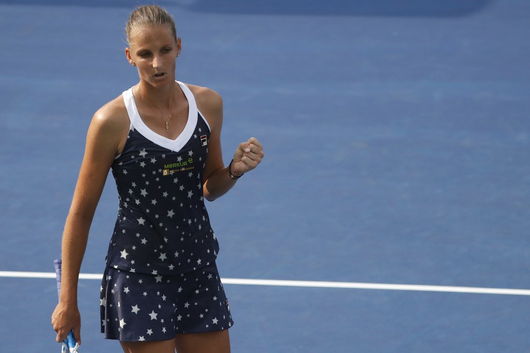 Česká tenistka Karolína Plíšková splnila proti Rumunce Aně Bogdanové roli favoritky a po výhře 6:2, 6:3 postoupila do třetího kola grandslamového US Open