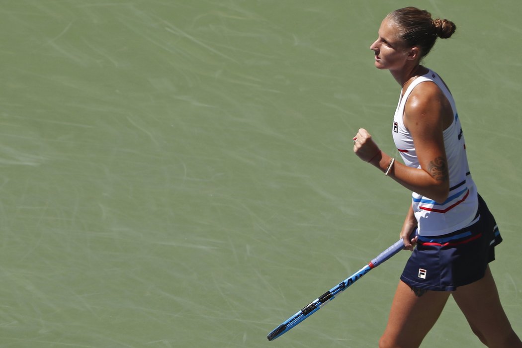 Karolína Plíšková postoupila do 2. kola grandslamového US Open, v duelu s Terezou Martincovou se ale hodně trápila a vyhrála dvakrát 7:6.