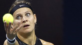 Šafářová popáté na US Open ve 3. kole, Federer se znovu trápil