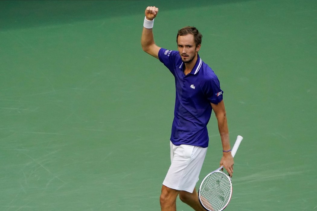 Daniil Medveděv slaví postup do finále US Open