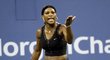 Serena Williamsová se rozčiluje v semifinále US Open 2004 proti Jennifer Capriatiové