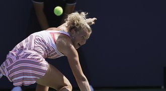 US Open: Krejčíková se Siniakovou utekly z mečbolu, dál jde i Djokovič