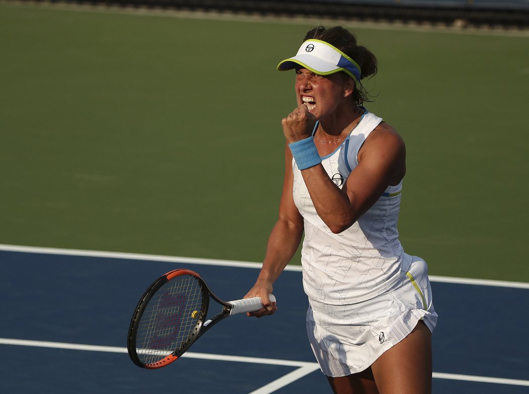 Barbora Strýcová si po výhře nad Danielle Laovou z USA 6:3 a 6:4 na US Open zahraje druhé kolo popáté v kariéře.