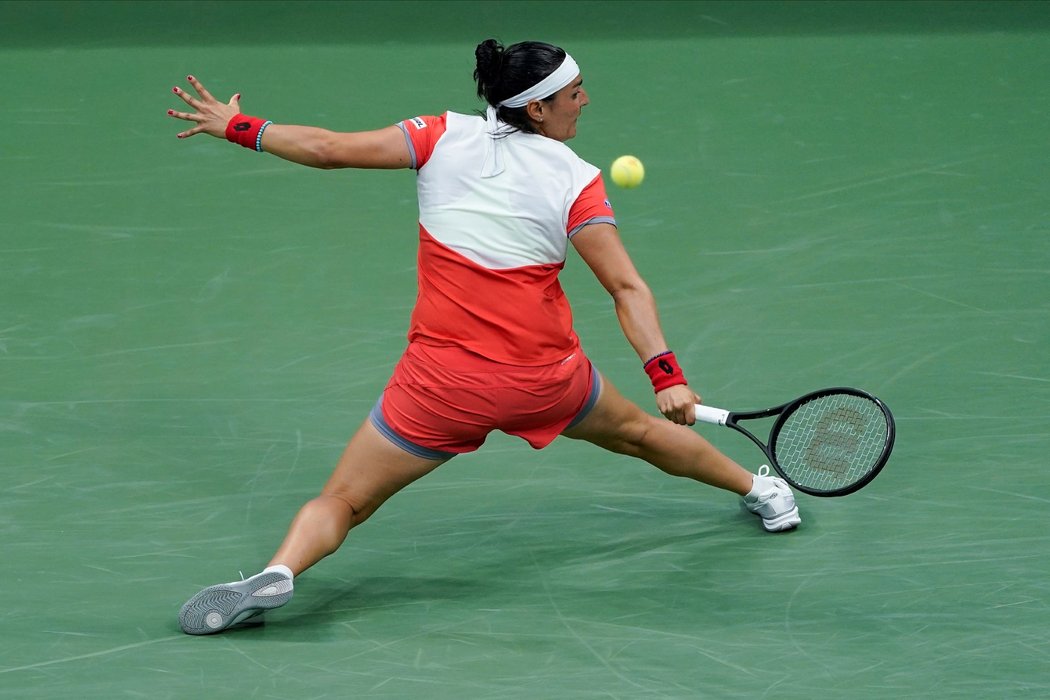 Tuniská tenistka Uns Džábirová se stala v tzv. &#34;open éře&#34; první africkou semifinalistkou na US Open