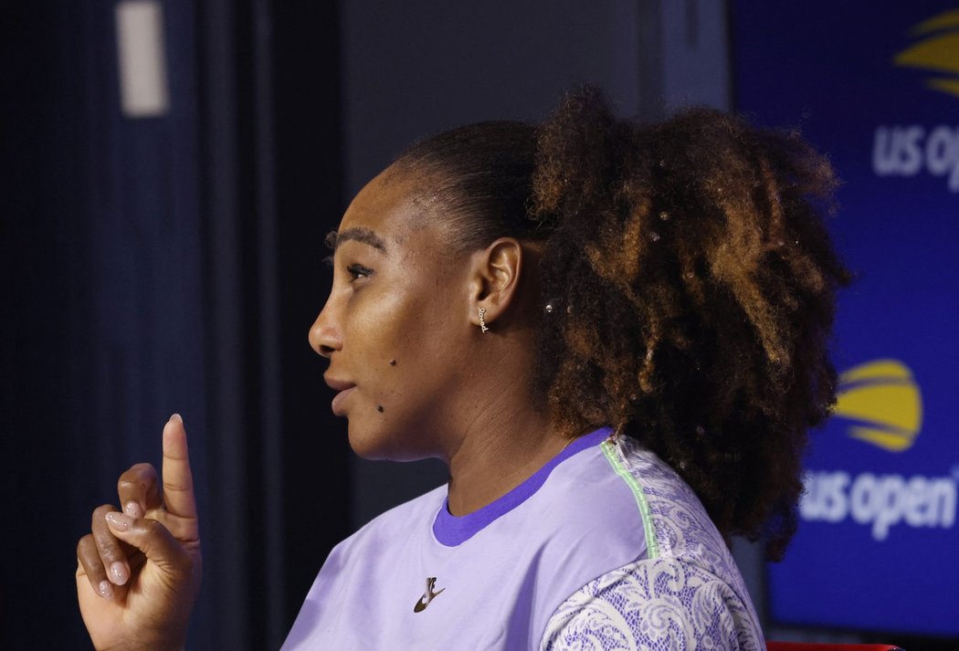 Serena Williamsová na pozápasové tiskové konferenci