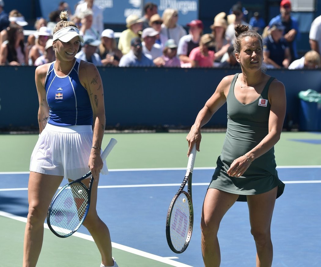 Markéta Vondroušová s Barborou Strýcovou ve čtyřhře na US Open