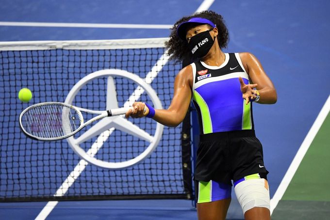Ósakaová je v semifinále US Open, hrát bude s domácím zázrakem Ósakaová je v semifinále US Open, hrát bude s domácím zázrakem