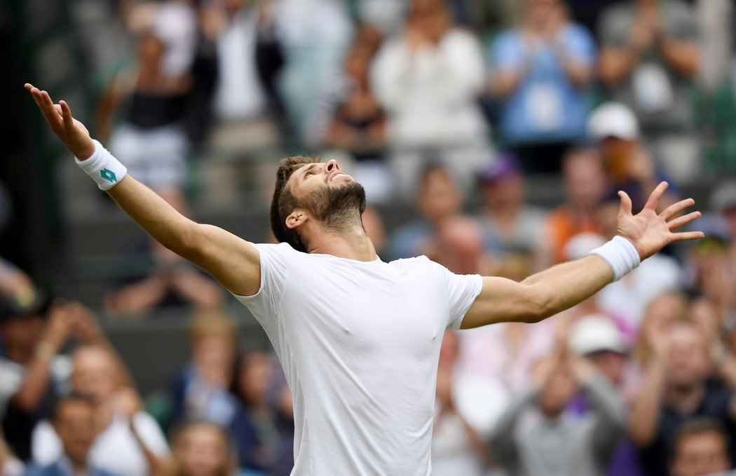 Euforie Jiřího Veselého! Český tenista v prvním kole Wimbledonu senzačně vyřadil Němce Alexandera Zvereva