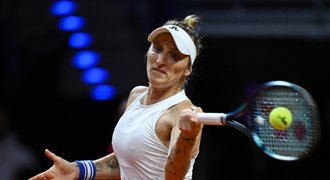 Vondroušová smazala špatný start, ale padla. Do finále ve Stuttgartu jde Ukrajinka