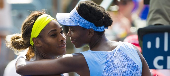 Serena Williamsová opět změří síly se starší sestrou Venus