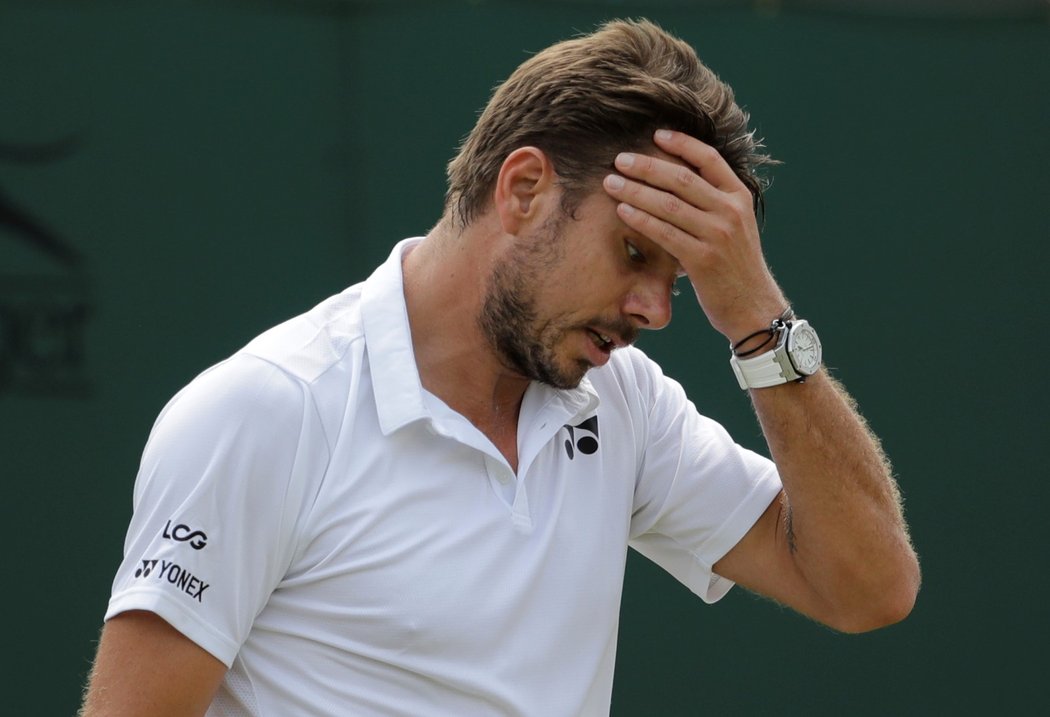 Švýcarský tenista Stan Wawrinka vypadl již ve 2. kole Wimbledonu