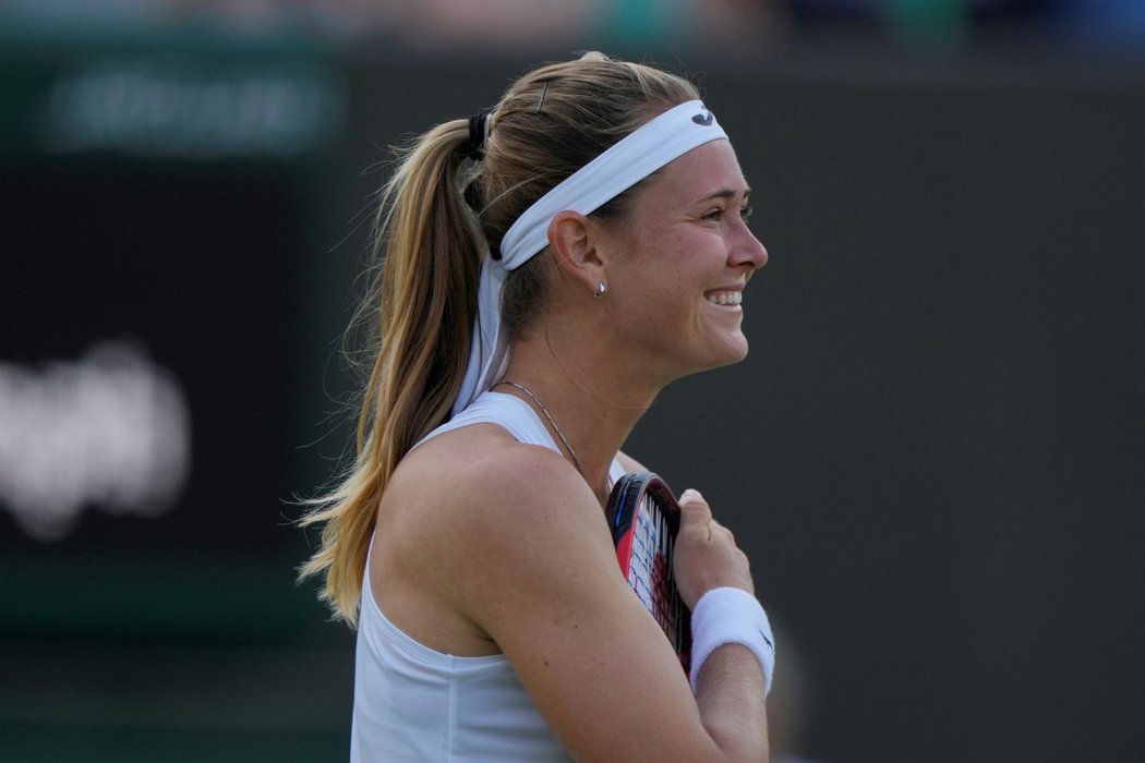 Obrovská radost Marie Bouzkové po postupu do čtvrtfinále Wimbledonu