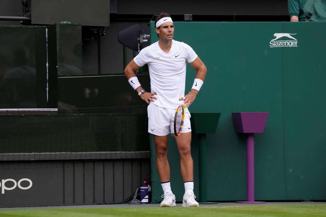 Rafael Nadal během čtvrtfinále proti Tayloru Fritzovi
