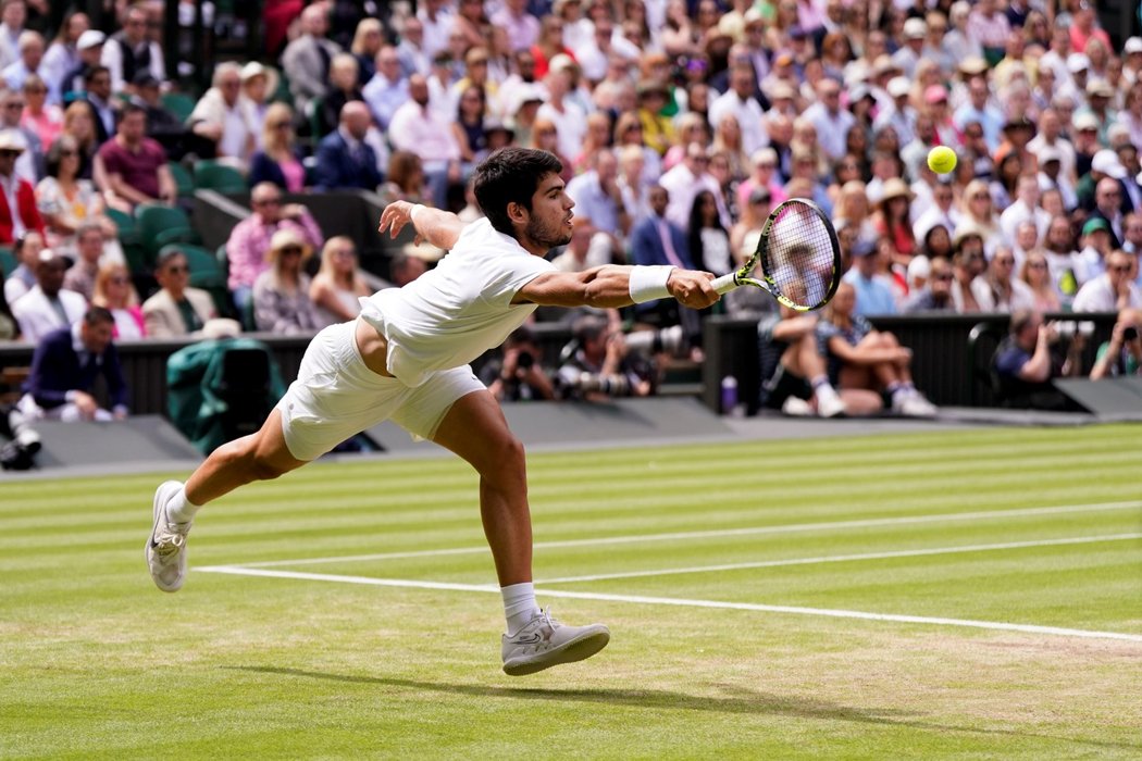 Carlos Alcaraz ve finále Wimbledonu